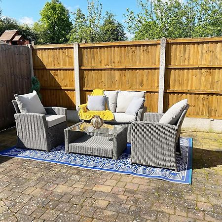 Robins Nest Villa Edwinstowe Bagian luar foto