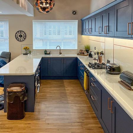 Robins Nest Villa Edwinstowe Bagian luar foto