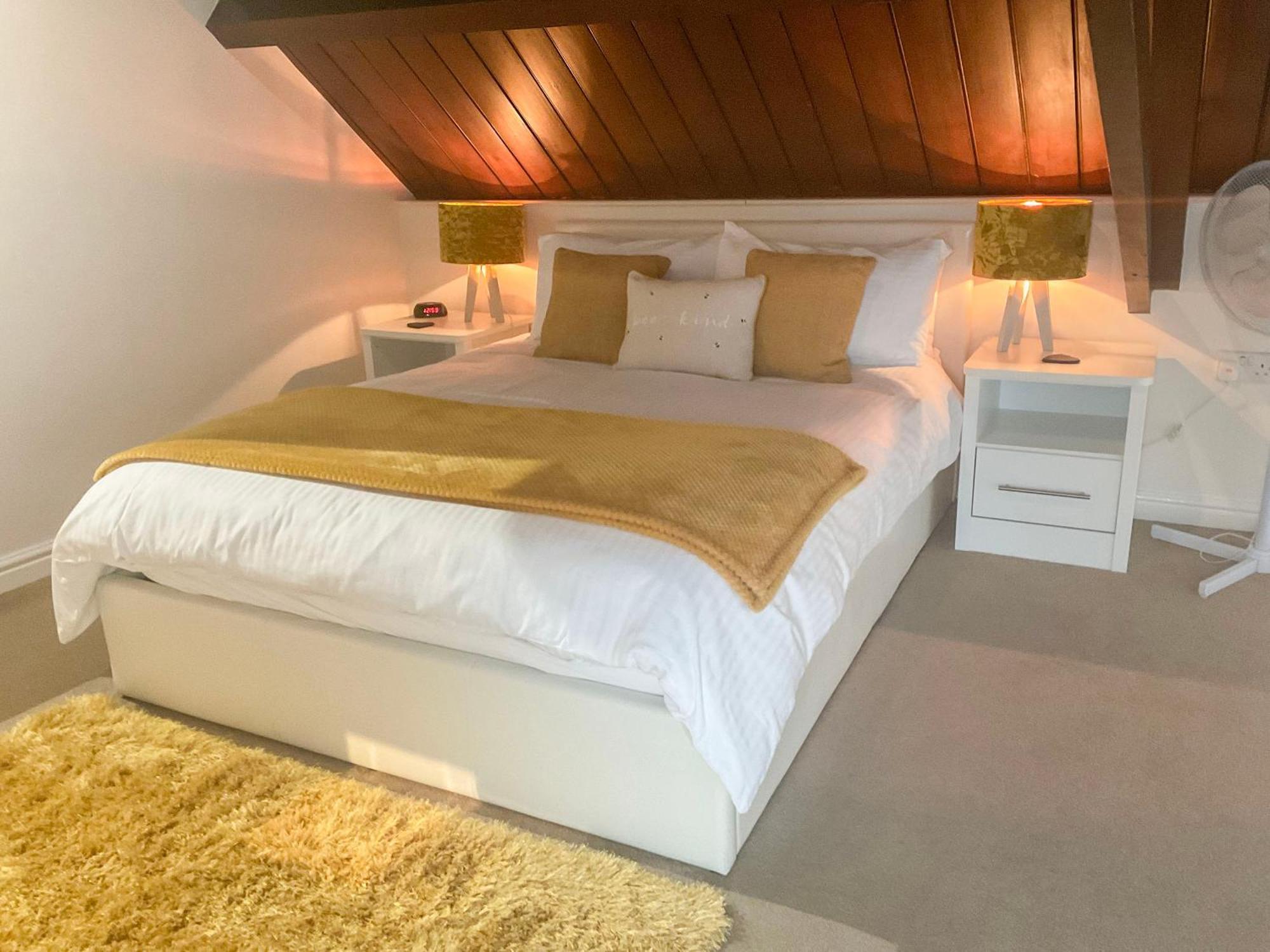Robins Nest Villa Edwinstowe Bagian luar foto